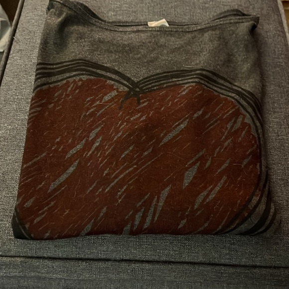 Drop Sleeve Gray Heart Sweater - Picture 4 of 5